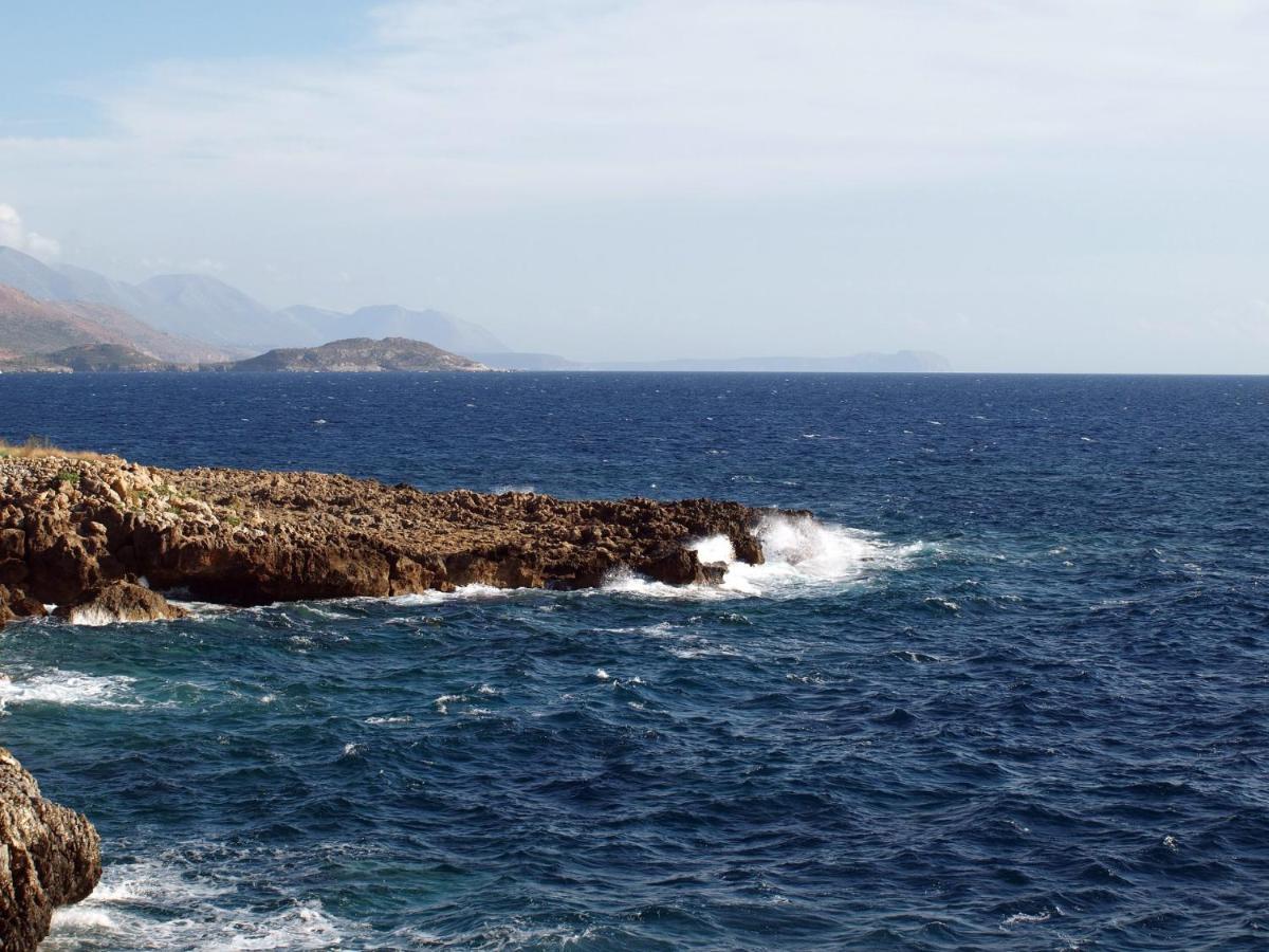 Faros Hotell Agios Nikolaos  Exteriör bild