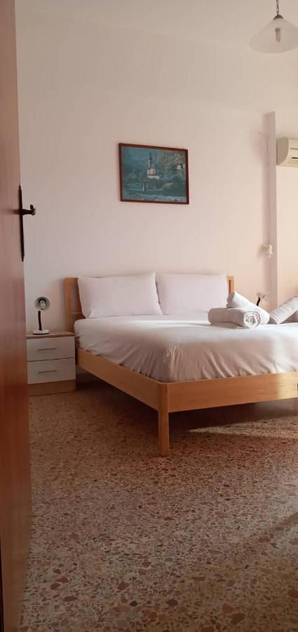 Faros Hotell Agios Nikolaos  Exteriör bild